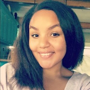 Meet your Posher, Annie